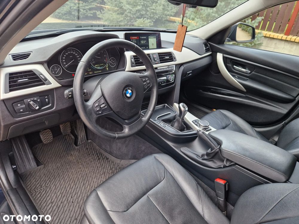 BMW Seria 3 320d Efficient Dynamic Edition Advantage - 27