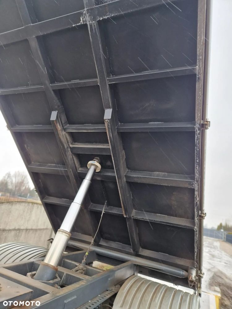 Mercedes-Benz Axor - 5