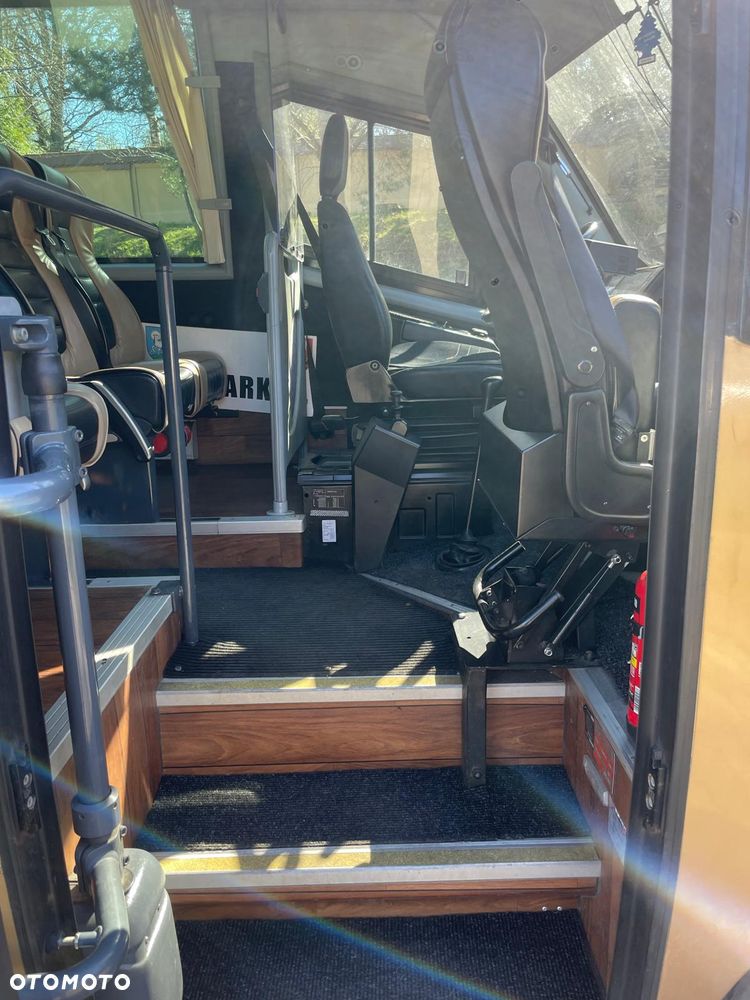 Mercedes-Benz VARIO - 7