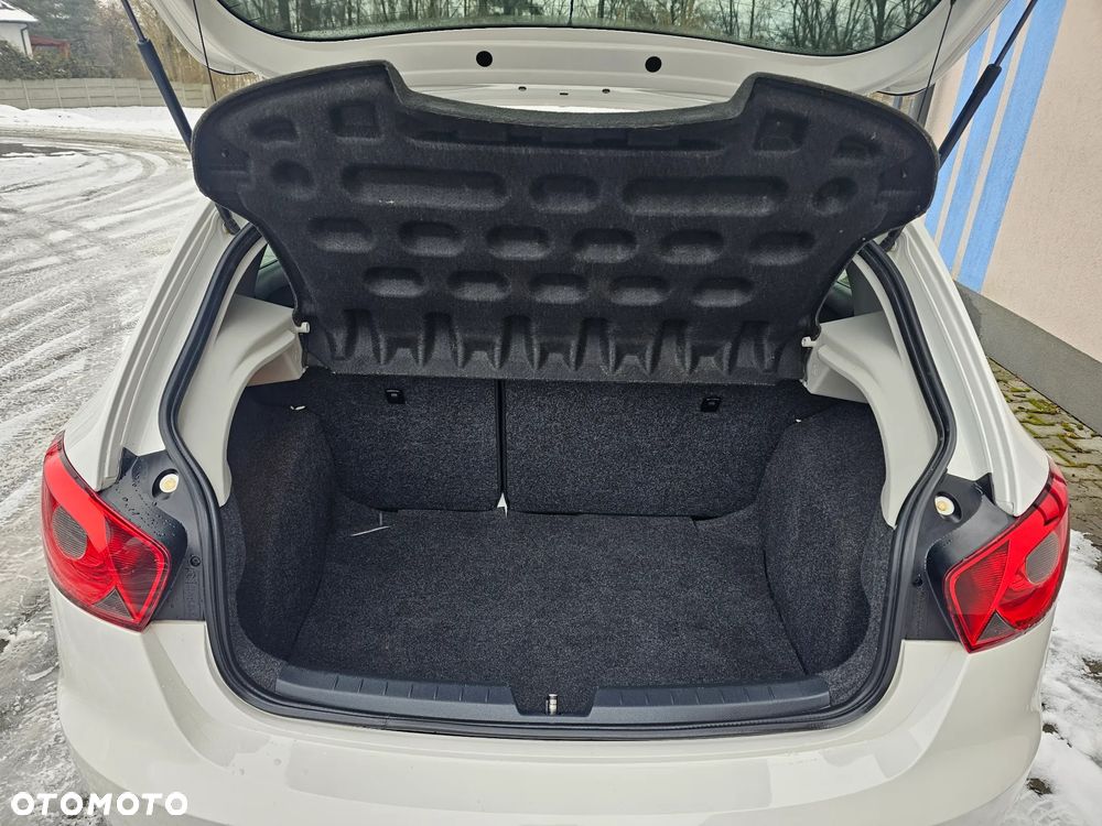 Seat Ibiza 1.2 TSI CONNECT - 30