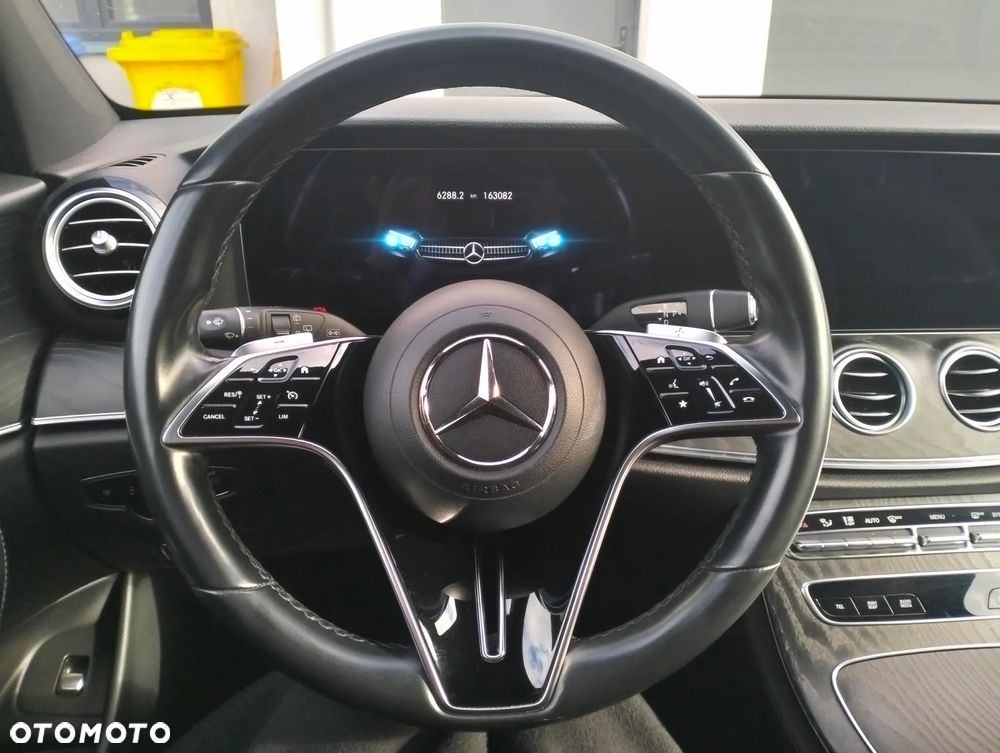Mercedes-Benz Klasa E 220 d Avantgarde - 6
