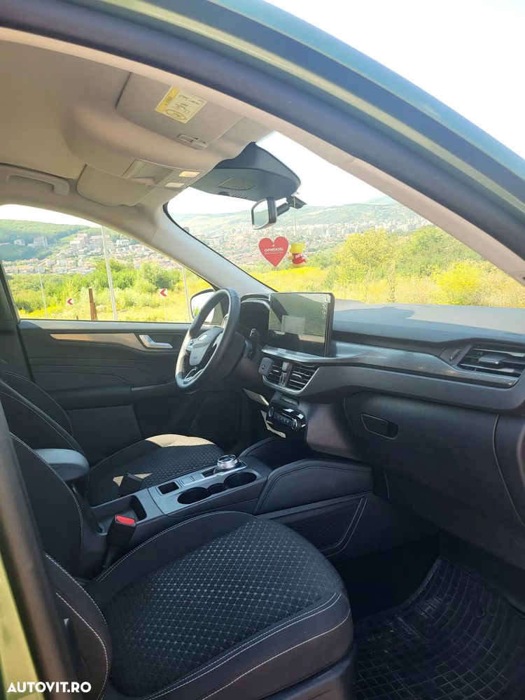 Ford Kuga 1.5 EcoBoost A8 FWD Titanium - 8