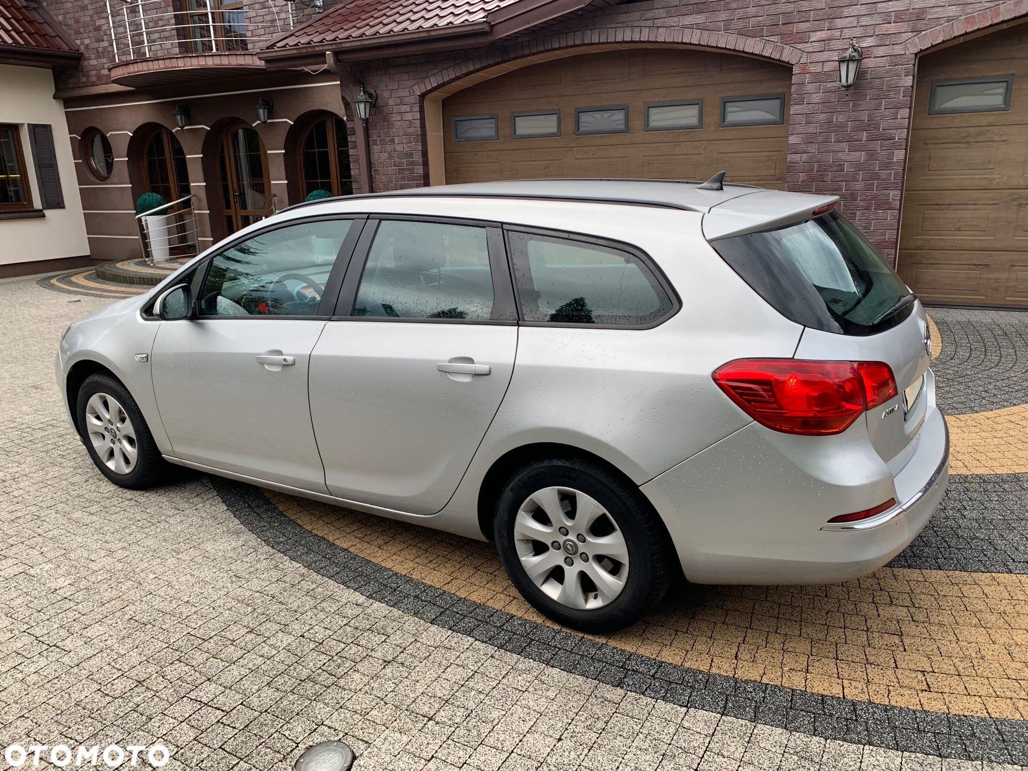 Opel Astra IV 1.6 CDTI Enjoy - 36