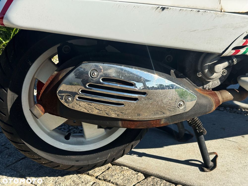 Vespa GTS - 26