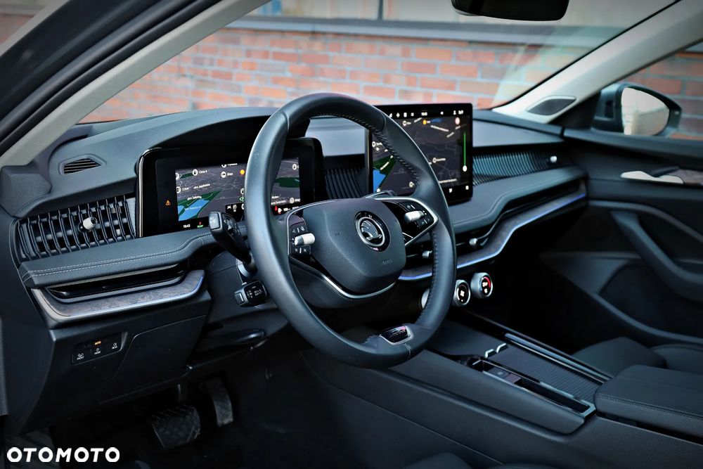 Skoda Superb 1.5 TSI L&K DSG - 18