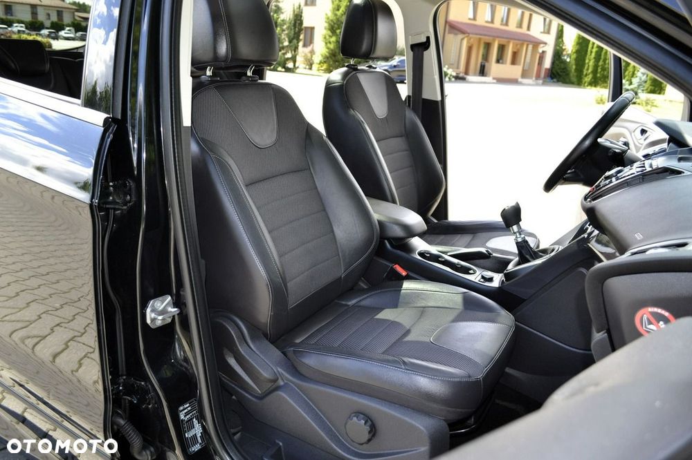 Ford Kuga 2.0 TDCi 4x4 Individual - 35
