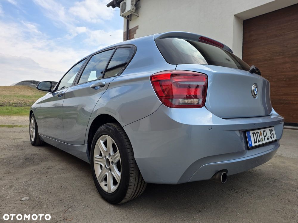 BMW Seria 1 116i - 5