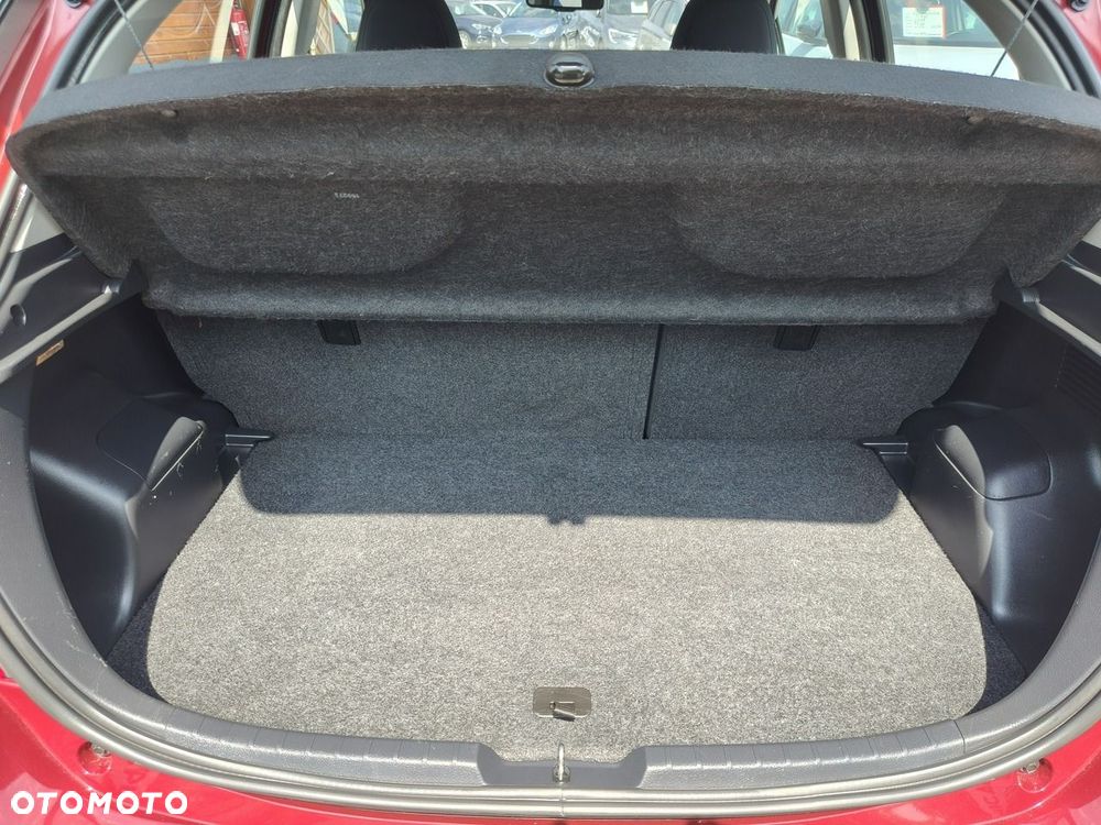 Toyota Yaris - 31