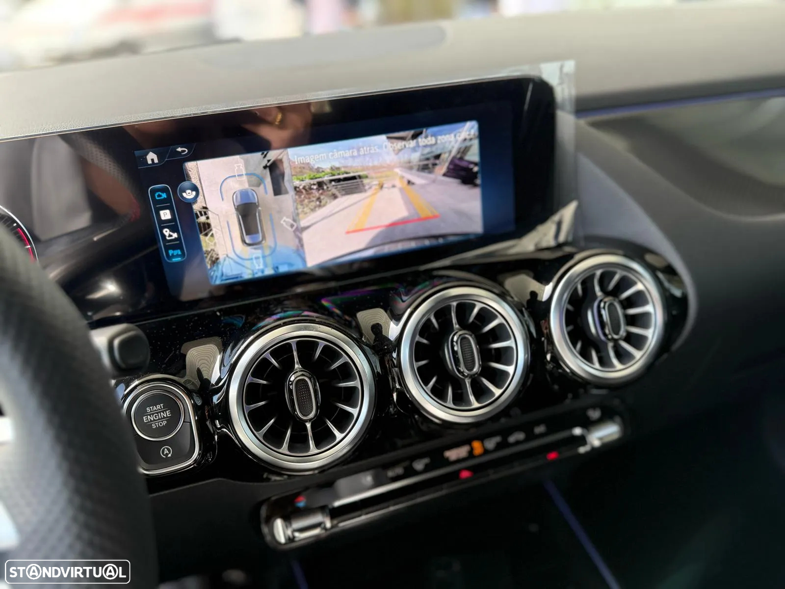 Mercedes-Benz GLA 180 d AMG Line - 16