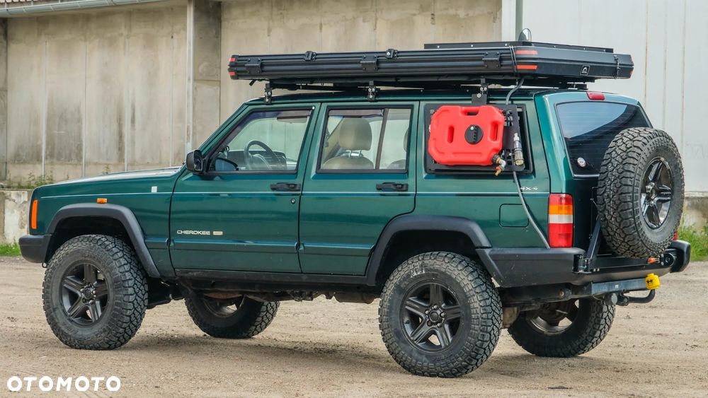 Jeep Cherokee 4.0 Limited - 5
