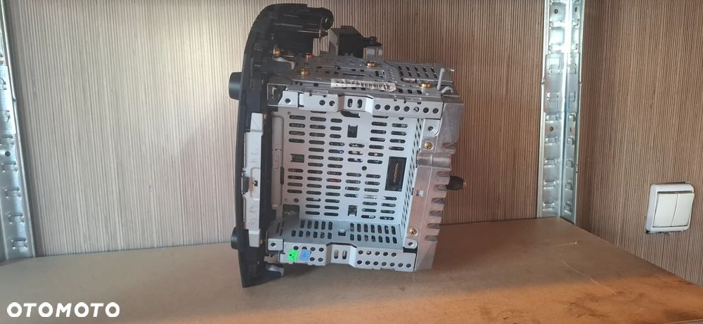 MAZDA 3 BK RADIO CD radio 03-05 R - 2