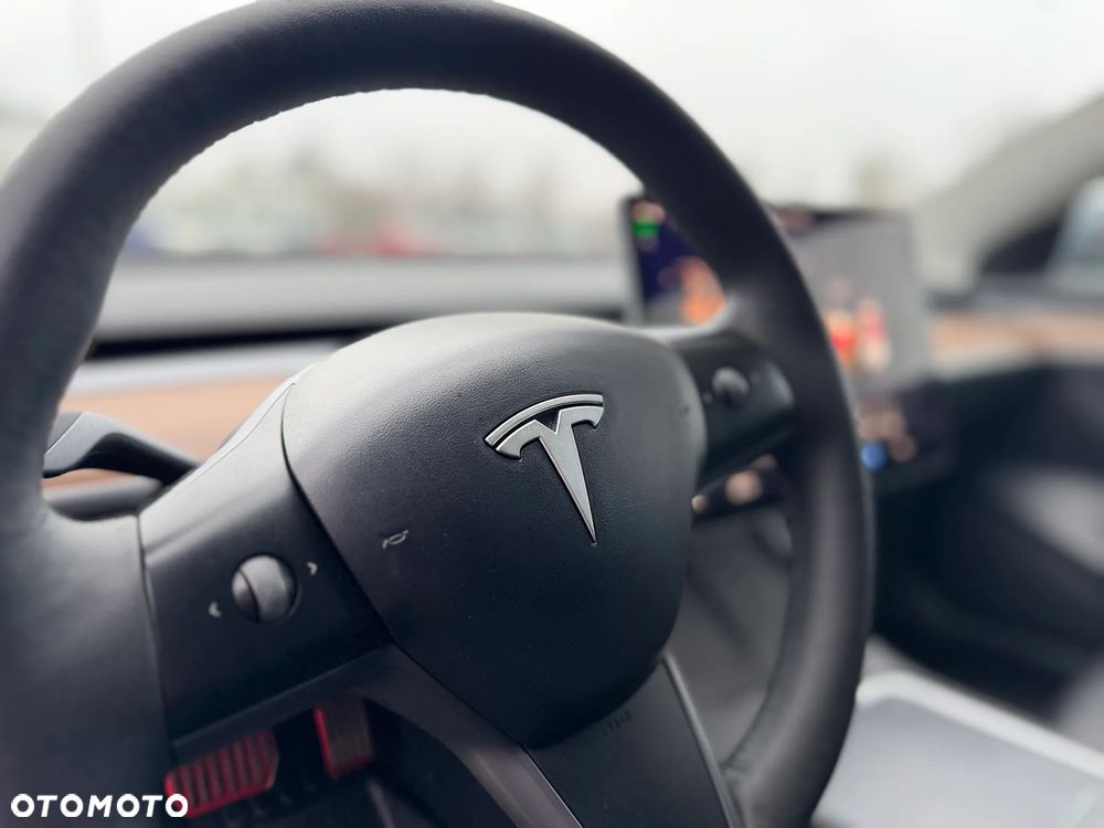 Tesla Model 3 RWD - 28