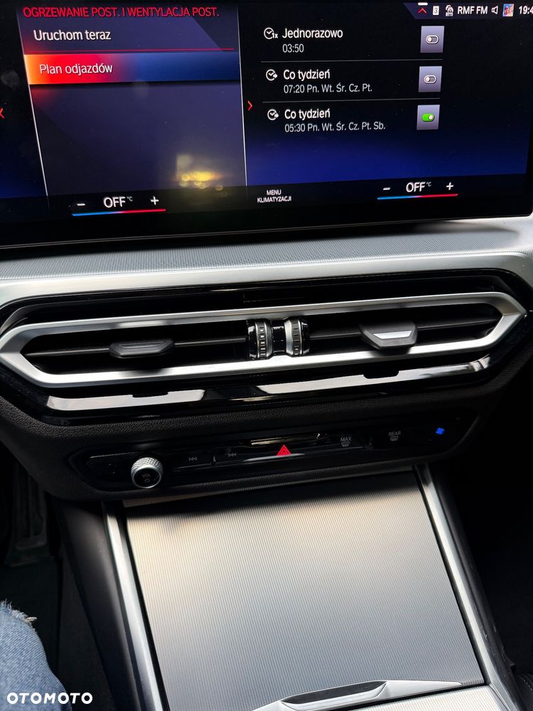 BMW Seria 3 320d xDrive M Sport sport - 37