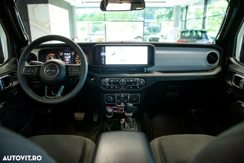 Jeep Wrangler - 27