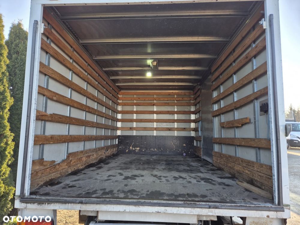 Kontener 8 palet Iveco winda Dhollandia 1500kg, boczne drzwi, stan bdb! - 5