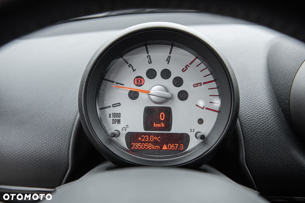 MINI Countryman Cooper D - 17