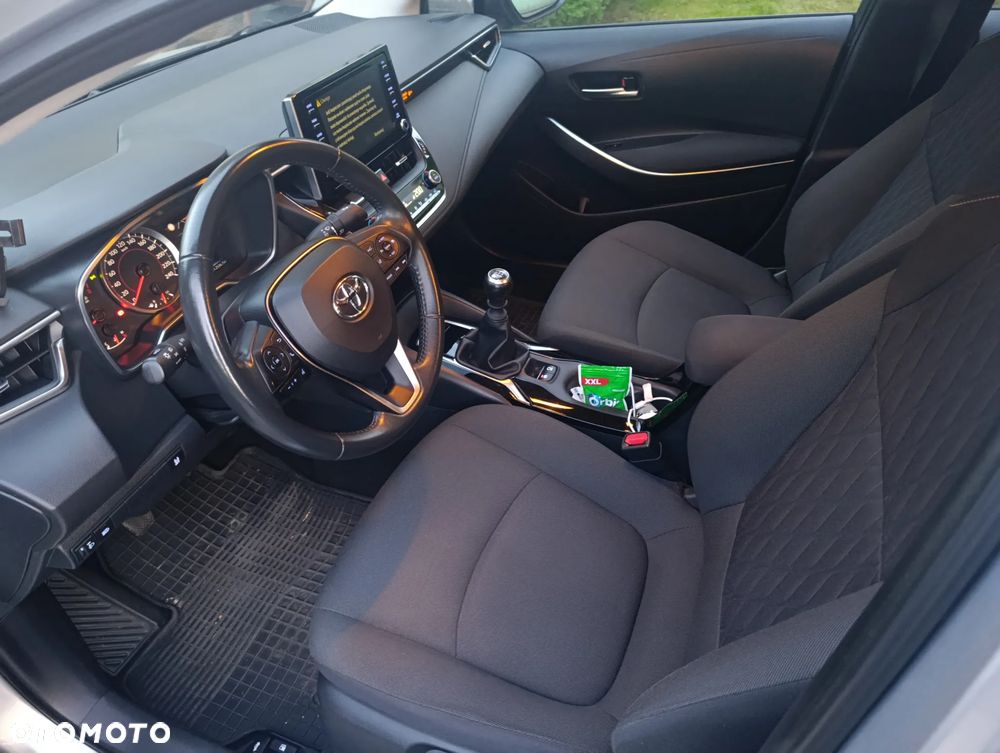 Toyota Corolla 1.5 Comfort - 28