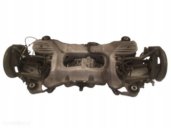 RANGE ROVER VOGUE L405 ZAWIESZENIE BELKA MOST TYŁ - 1