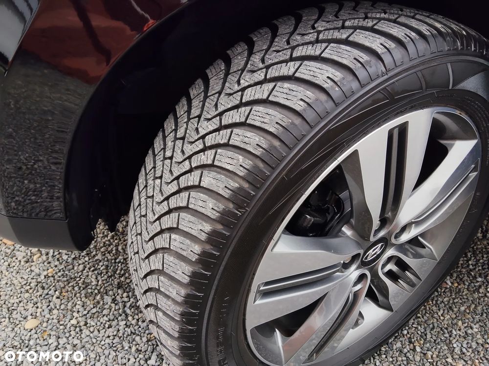 Hyundai ix35 2.0 CRDi 4WD Premium - 18