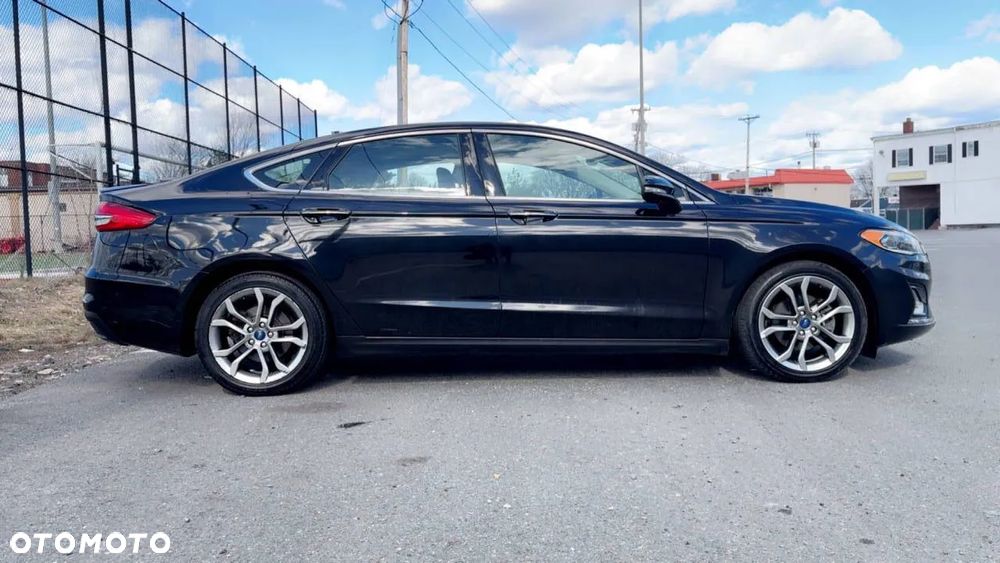 Ford Fusion 2.0 EcoBoost Titanium - 10