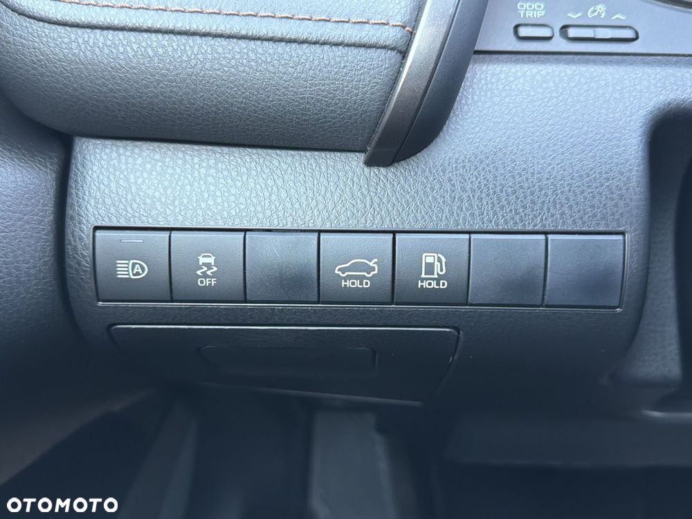 Toyota Camry 2.5 Hybrid Executive CVT - 15