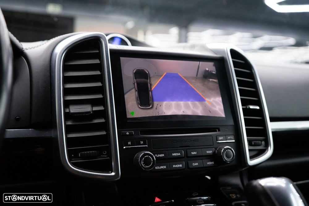 Porsche Cayenne S E-Hybrid Platinum Edition - 55