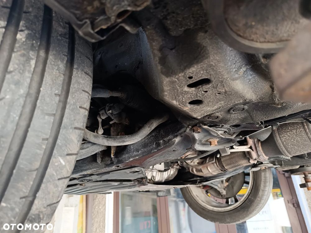 Honda Accord 2.4 Executive - 21