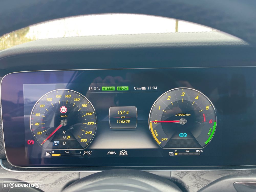 Mercedes-Benz E 300 de 9G-TRONIC AMG Line - 18