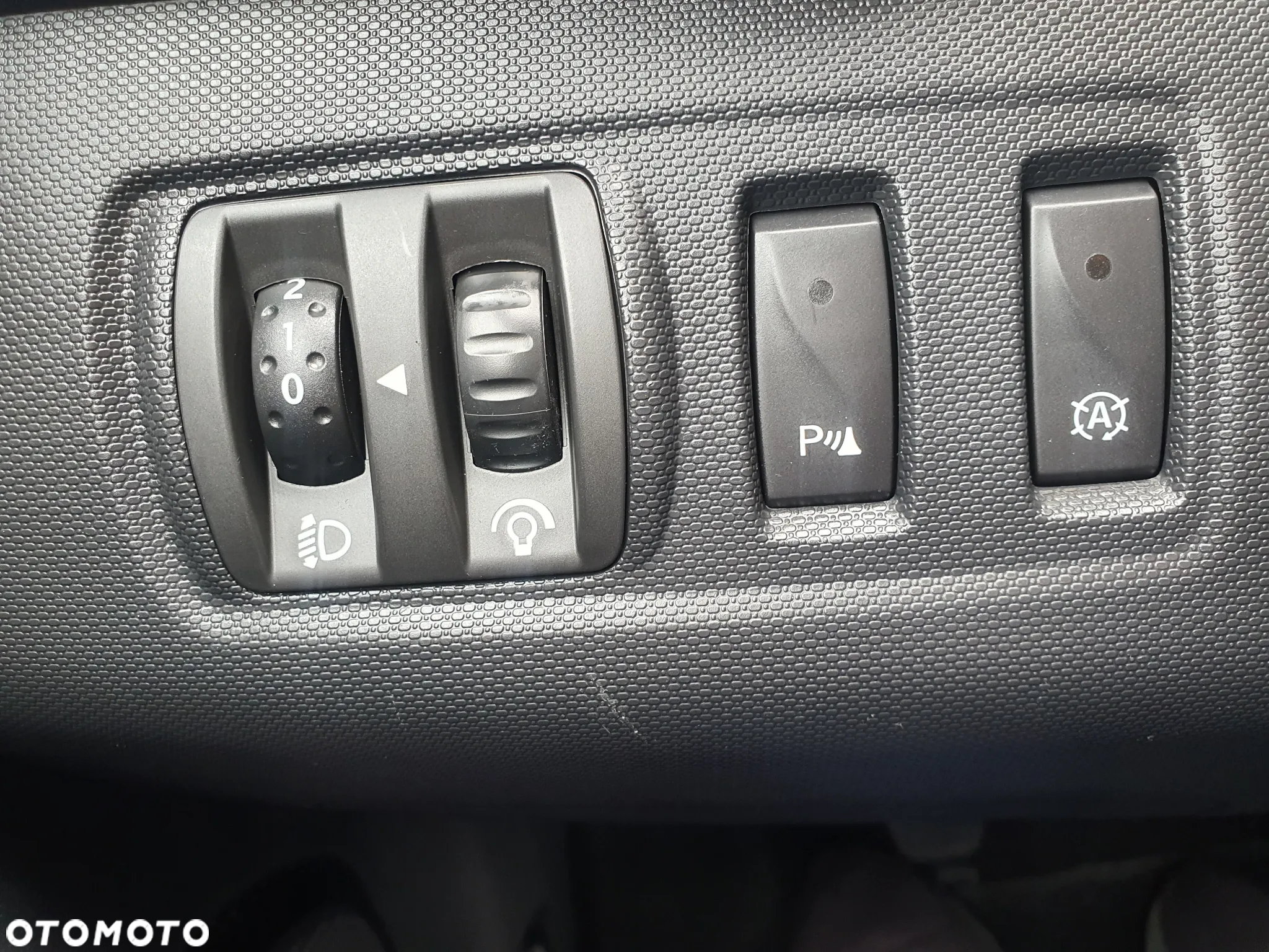 Renault Clio ENERGY TCe 90 Start & Stop Experience - 22
