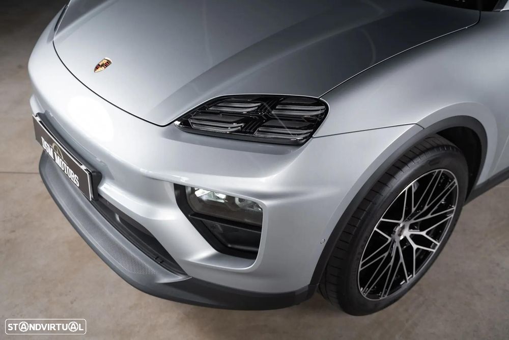 Porsche Macan Electric - 8