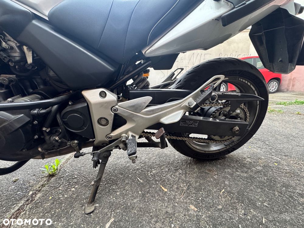 Honda CBF - 4