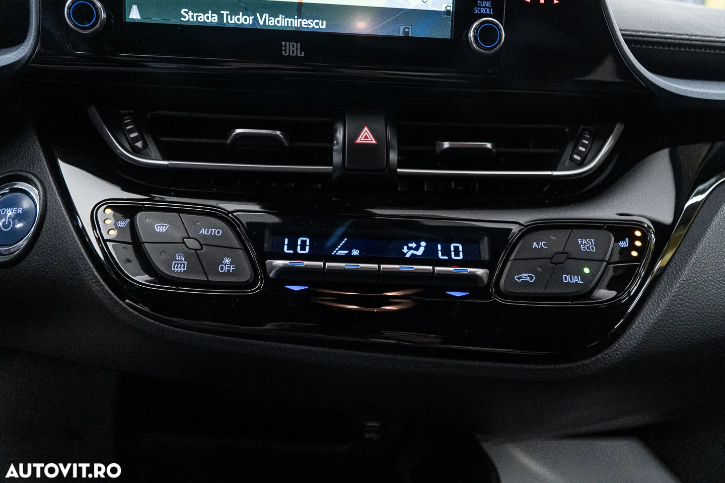 Toyota C-HR 2.0 HSD 184 CP 4x2 CVT Style - 11