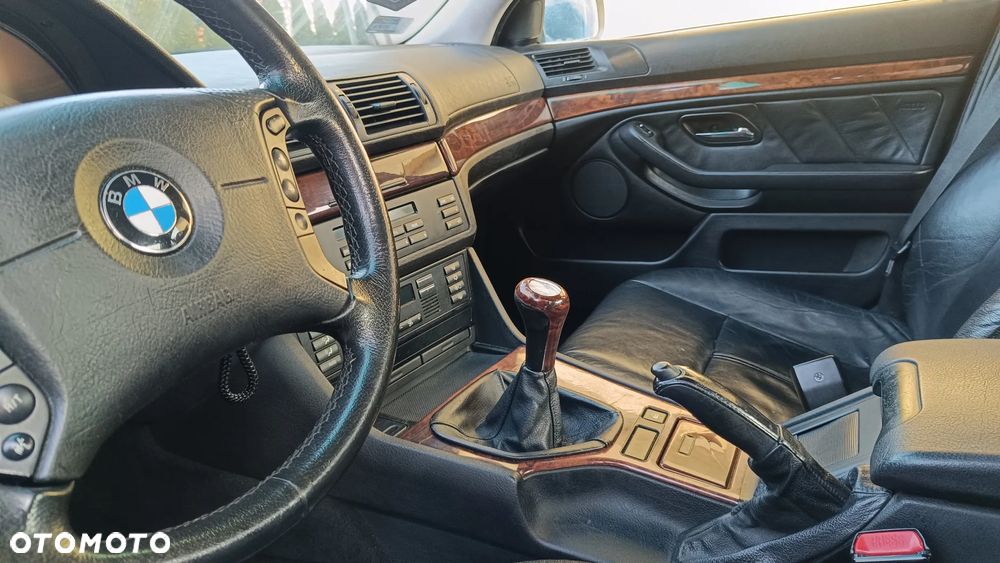 BMW Seria 5 - 9
