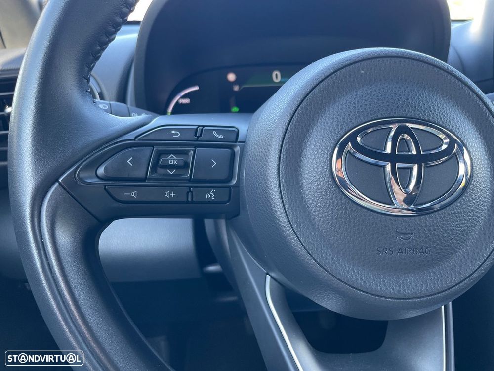 Toyota Yaris Cross 1.5 HDF Square Collection AWD - 21