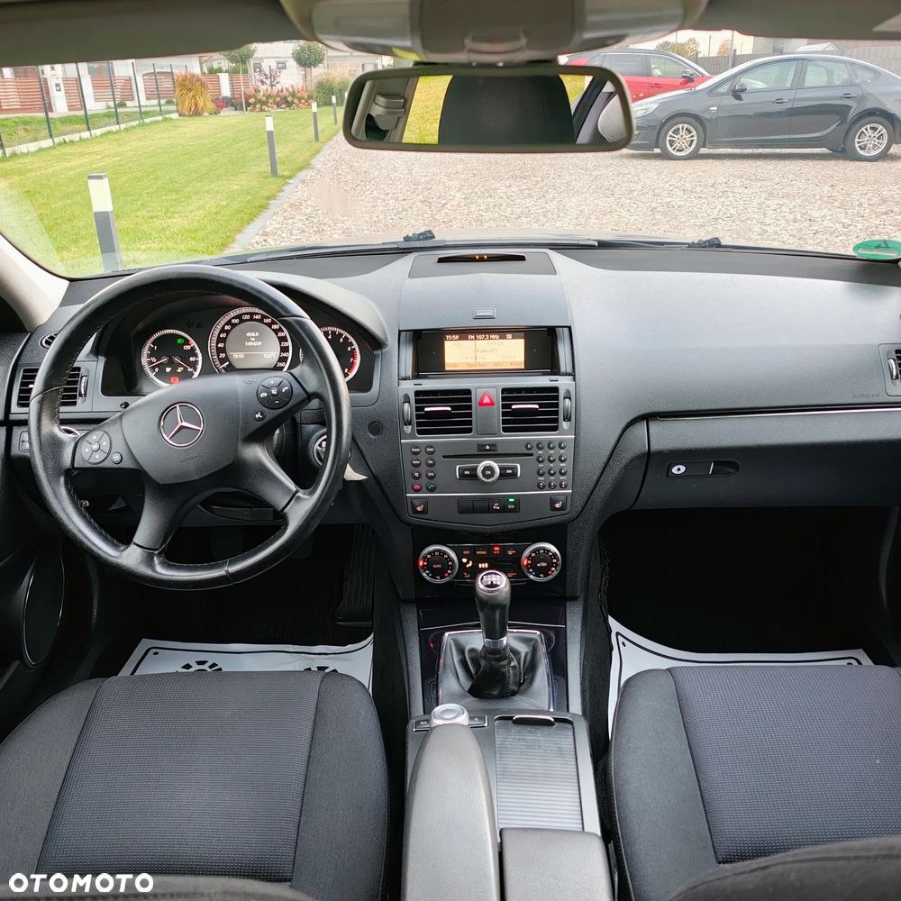 Mercedes-Benz Klasa C 180 BlueEFFICIENCY - 11