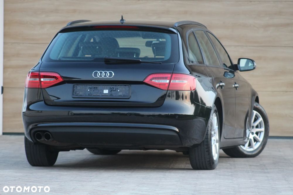 Audi A4 Avant - 4