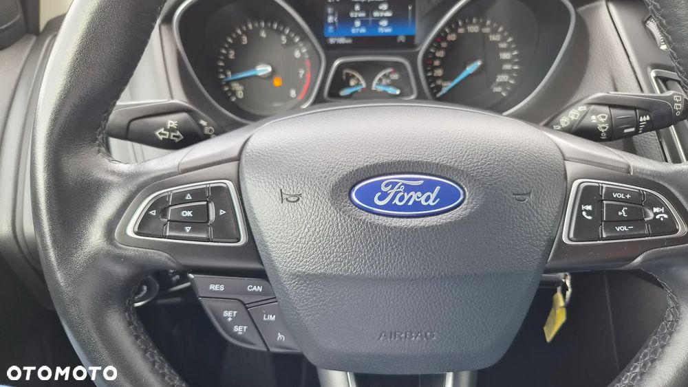 Ford Focus 1.0 EcoBoost Titanium - 13