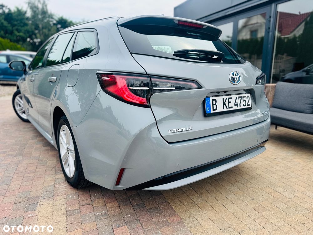 Toyota Corolla 1.8 Business Edition - 17