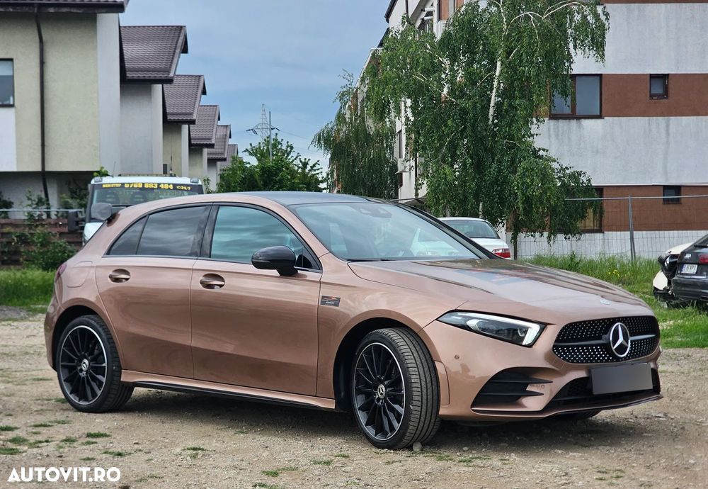 Mercedes-Benz A 250 e 8G-DCT Edition AMG Line - 2