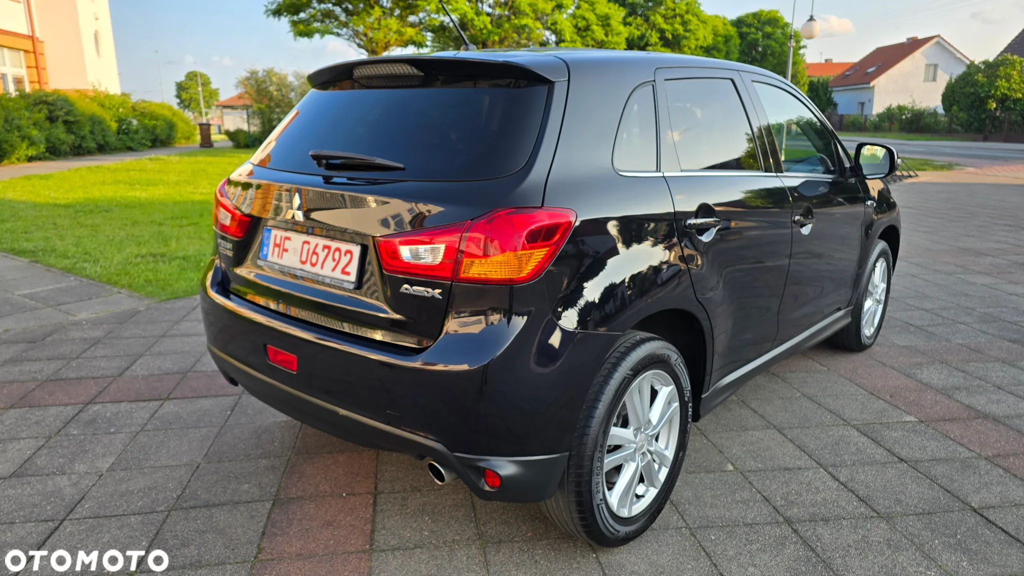 Mitsubishi ASX - 5