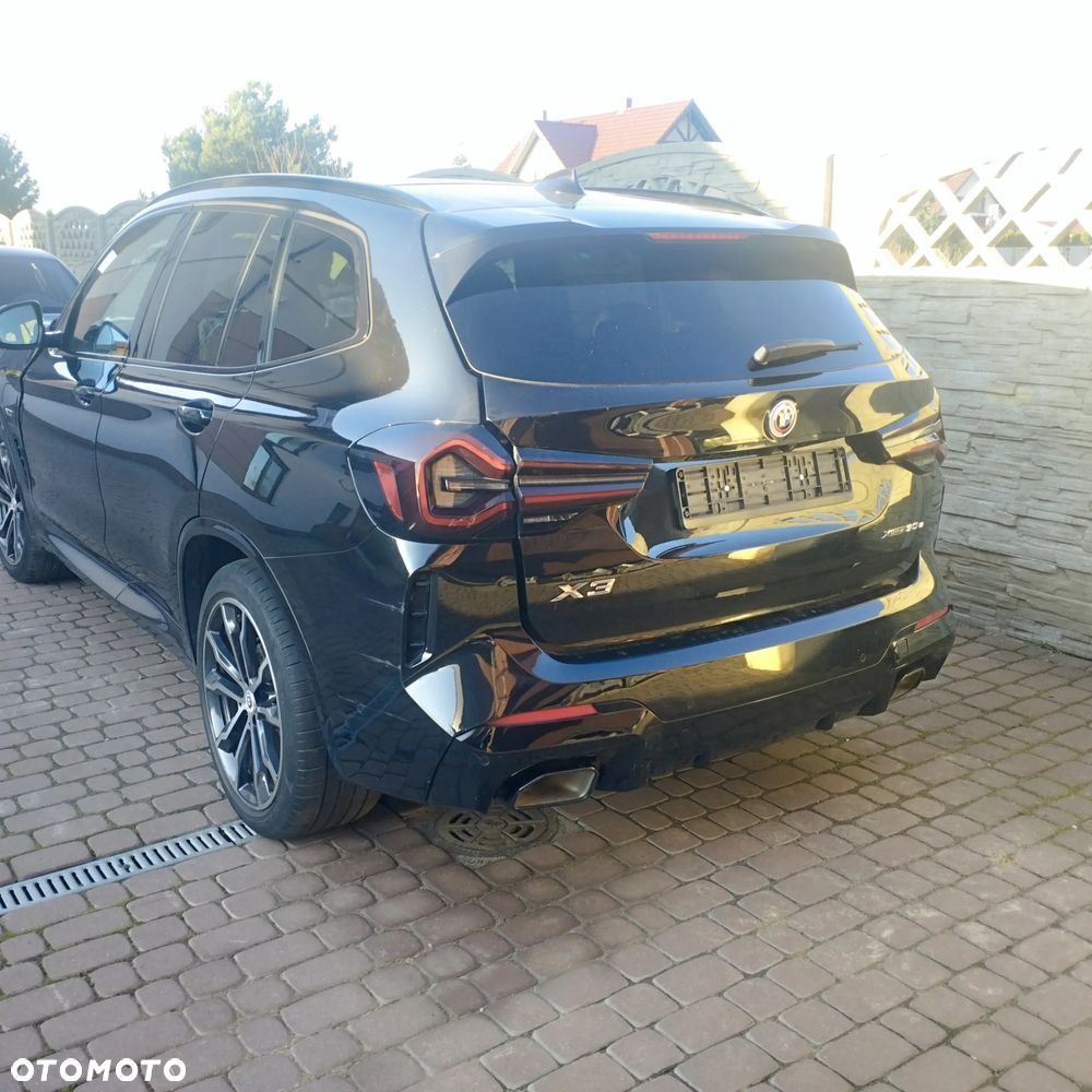 BMW X3 xDrive30e M Sport Edition - 3