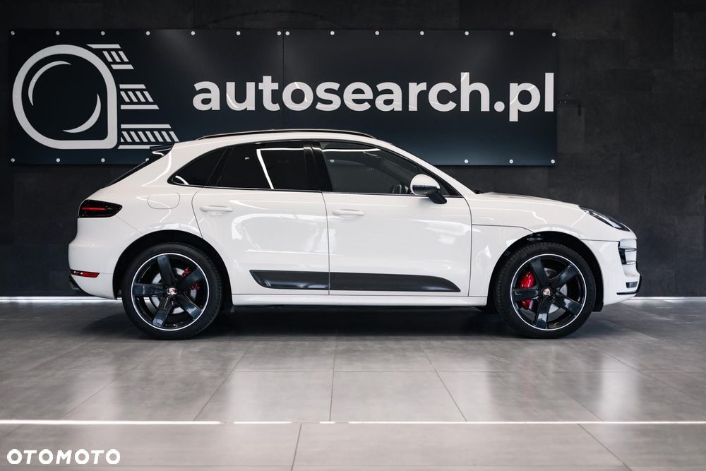 Porsche Macan Turbo - 9