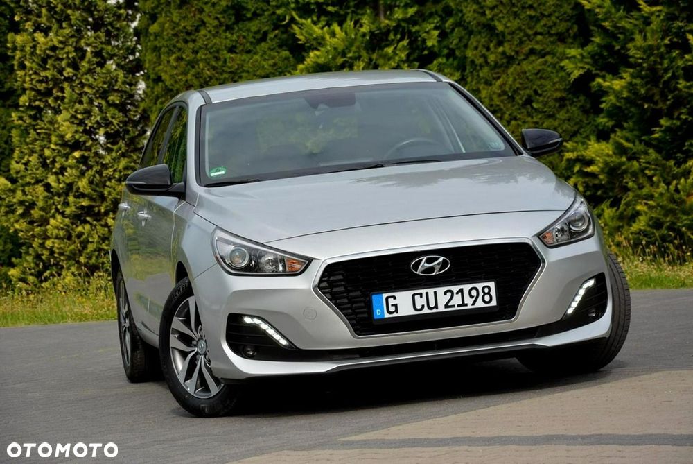 Hyundai i30 1.4 T-GDI DCT YES!+ - 8