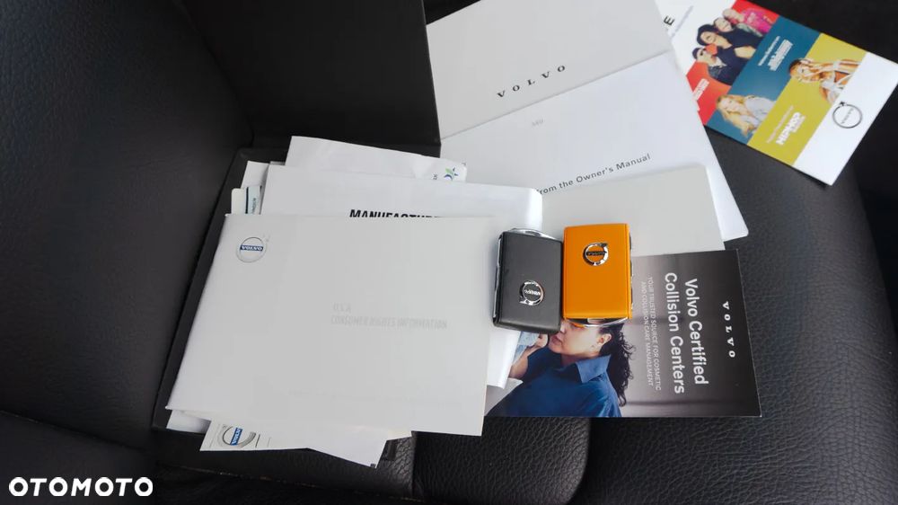 Volvo S60 B5 B Ultimate Dark - 9