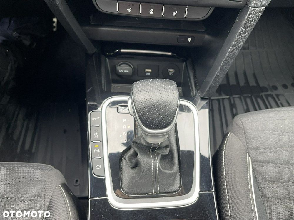 Kia XCeed 1.6 T-GDI OPF DCT7 GT-LINE - 11