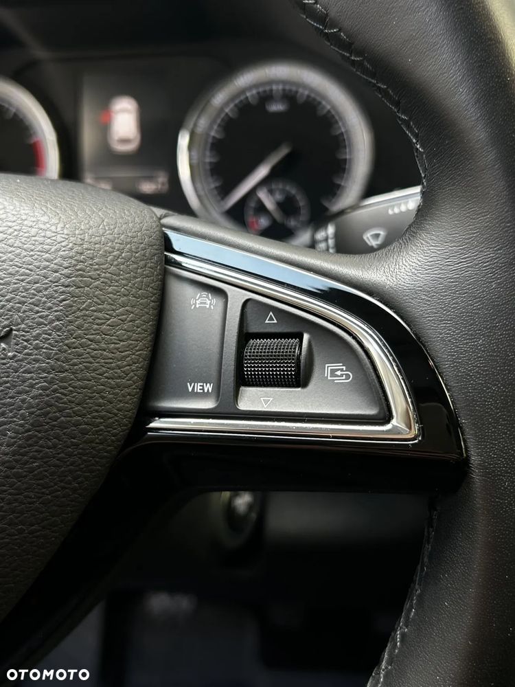 Skoda Karoq 1.0 TSI 4x2 Ambition - 31