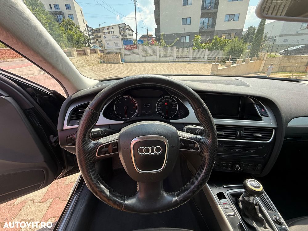 Audi A4 Avant 2.0 TDI - 6