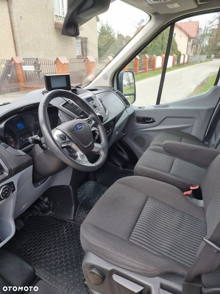 Ford Transit - 11