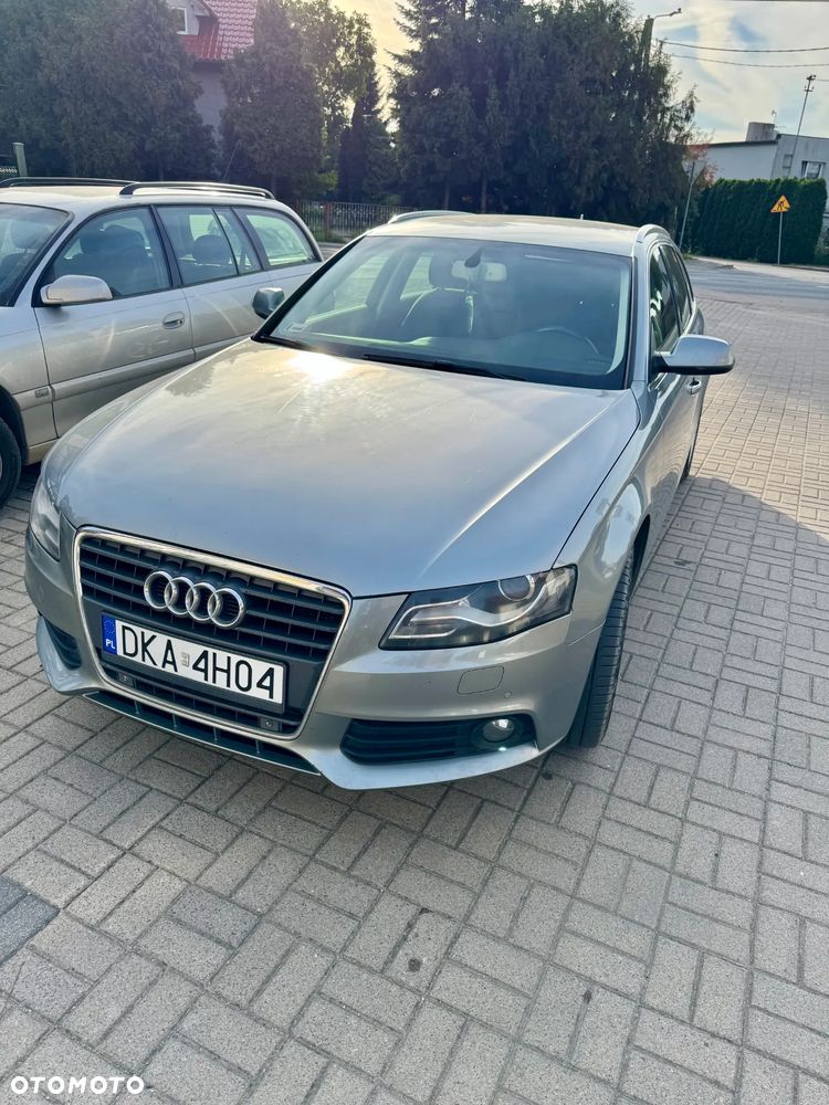 Audi A4 Avant 2010 photo 5