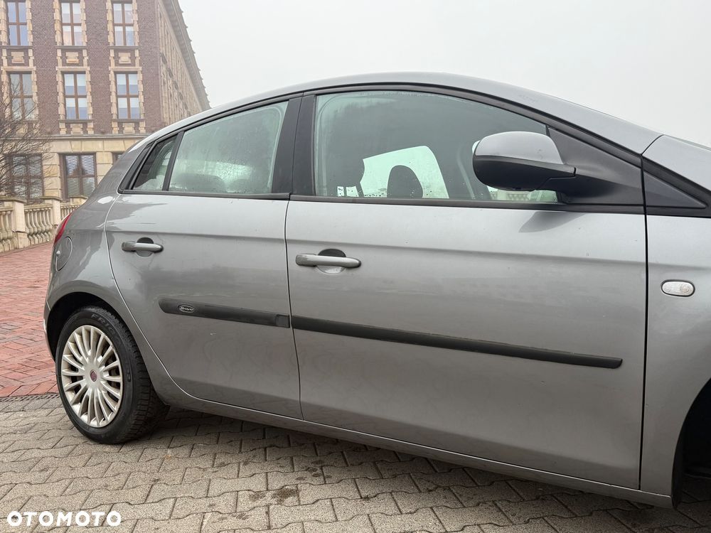 Fiat Bravo 1.4 T-JET 16V Dynamic - 22